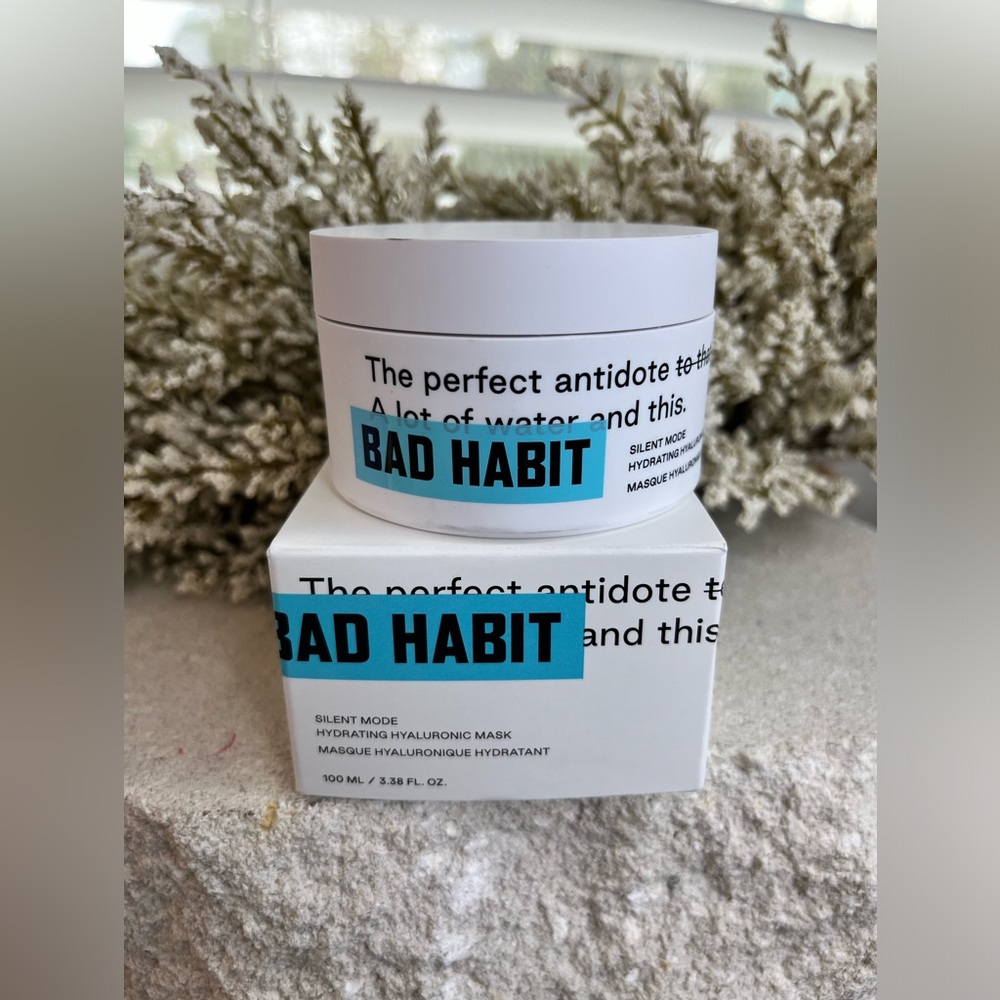 NIB - BAD HABIT - Silent Mode Hydrating Hyaluronic Mask